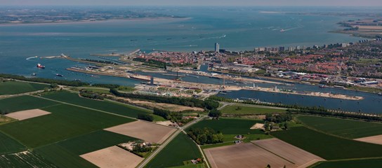 Terneuzen - sluispassages 2